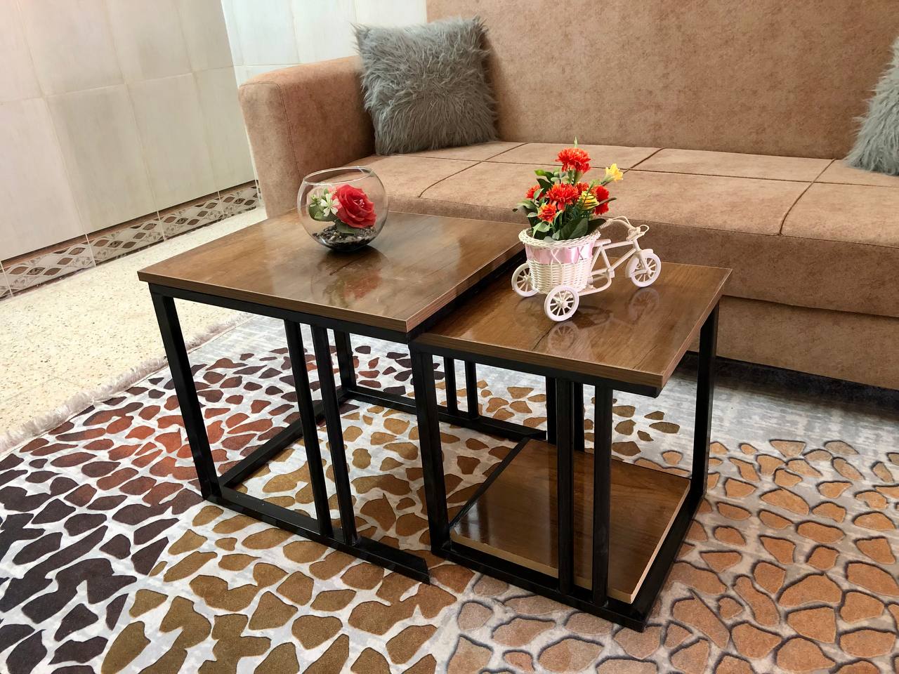 طاولة ديكور